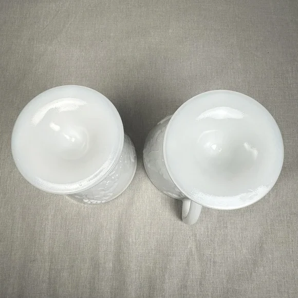 VTG Indiana Milk Glass Colony Harvest Grapes Cream and Sugar Set Mint Condition - Picture 6 of 6